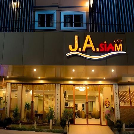 Collection O Ja Siam City Pattaya Exterior foto